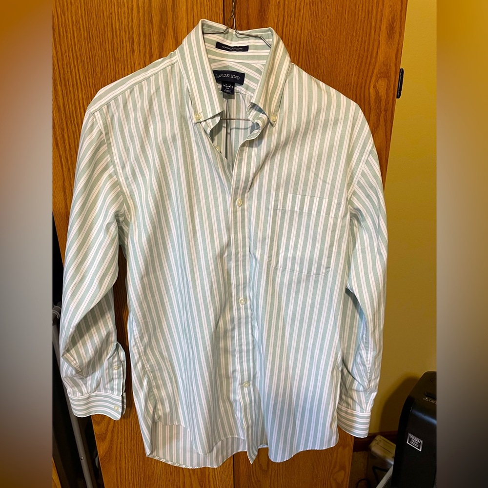 Mens buttoned shirt 15x32 Tailored cut
